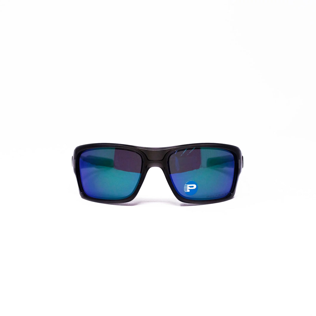 Oakley Negro