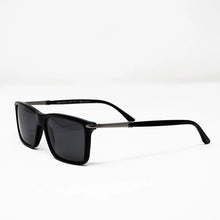 Cargar imagen en el visor de la galería, Giorgio Armani Negro
