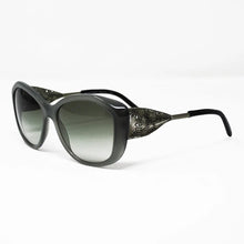 Cargar imagen en el visor de la galería, Burberry Verde
