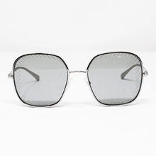 Cargar imagen en el visor de la galería, Chanel Plata
