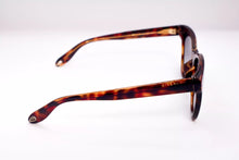 Cargar imagen en el visor de la galería, Givenchy Carey
