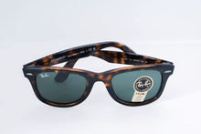Cargar imagen en el visor de la galería, Ray Ban Carey
