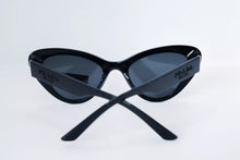Cargar imagen en el visor de la galería, Prada
